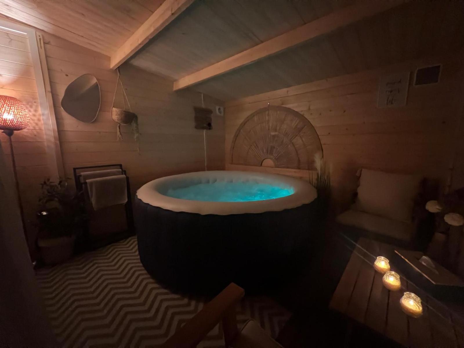 Ferienwohnung Escale Cosy A Pontoise Jacuzzi Et Terrasse Exterior foto